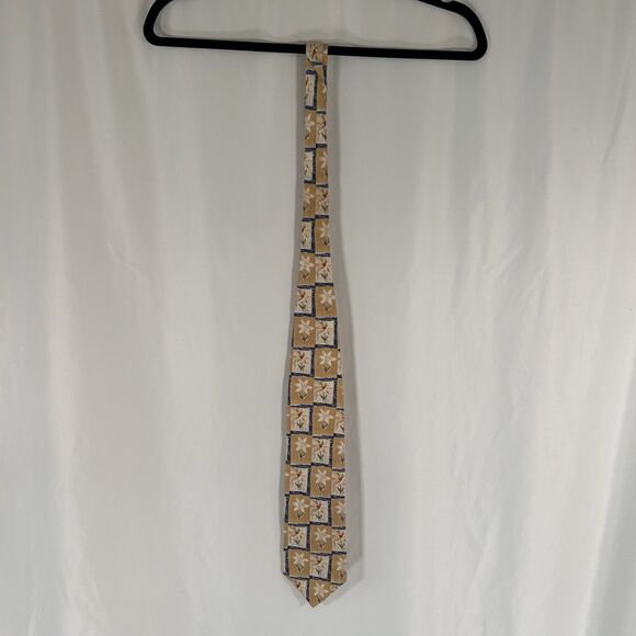 Jos A Bank 100% Silk Tie Men's 59" Yellow Floral Executive Collection 4" Wide - Picture 2 of 5